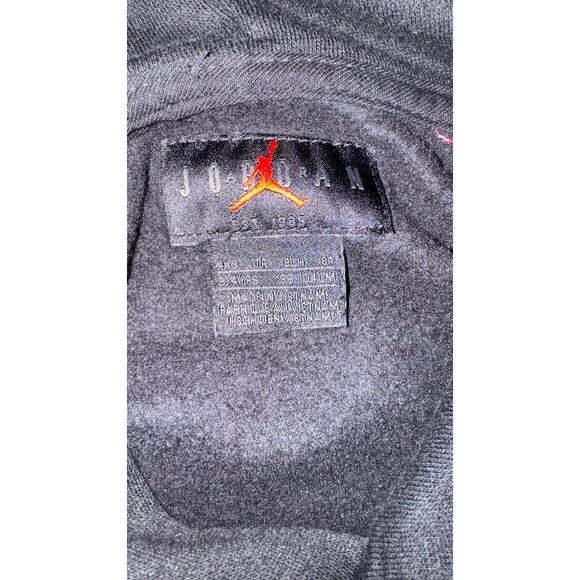 Nike Air Jordan Black Gold Logo Hoodie XS (4–5 Yrs) - Picture 2 of 15